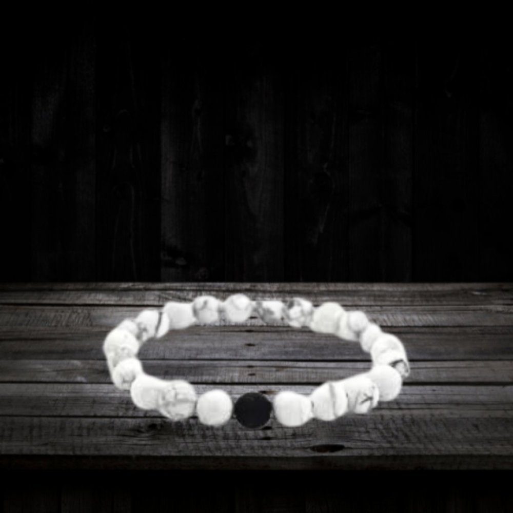 White Turquoise Bracelet With Accent Bead